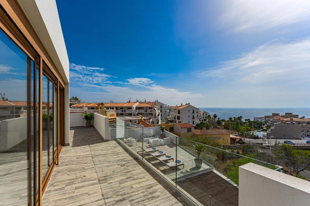 Ausflugsziele auf Teneriffa: Atlantikblick von der Terrasse der Villa